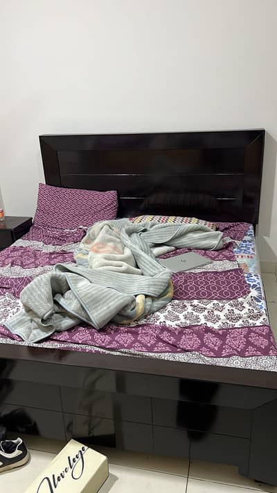 Bed set for sale