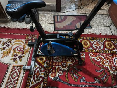 Exercise cycle for home use