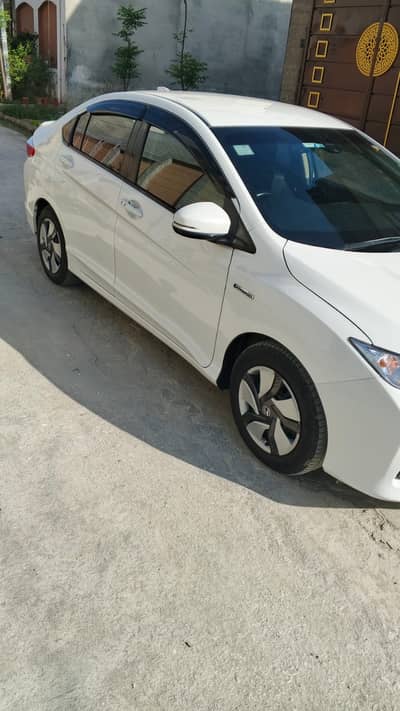 Honda Grace LX 2015
