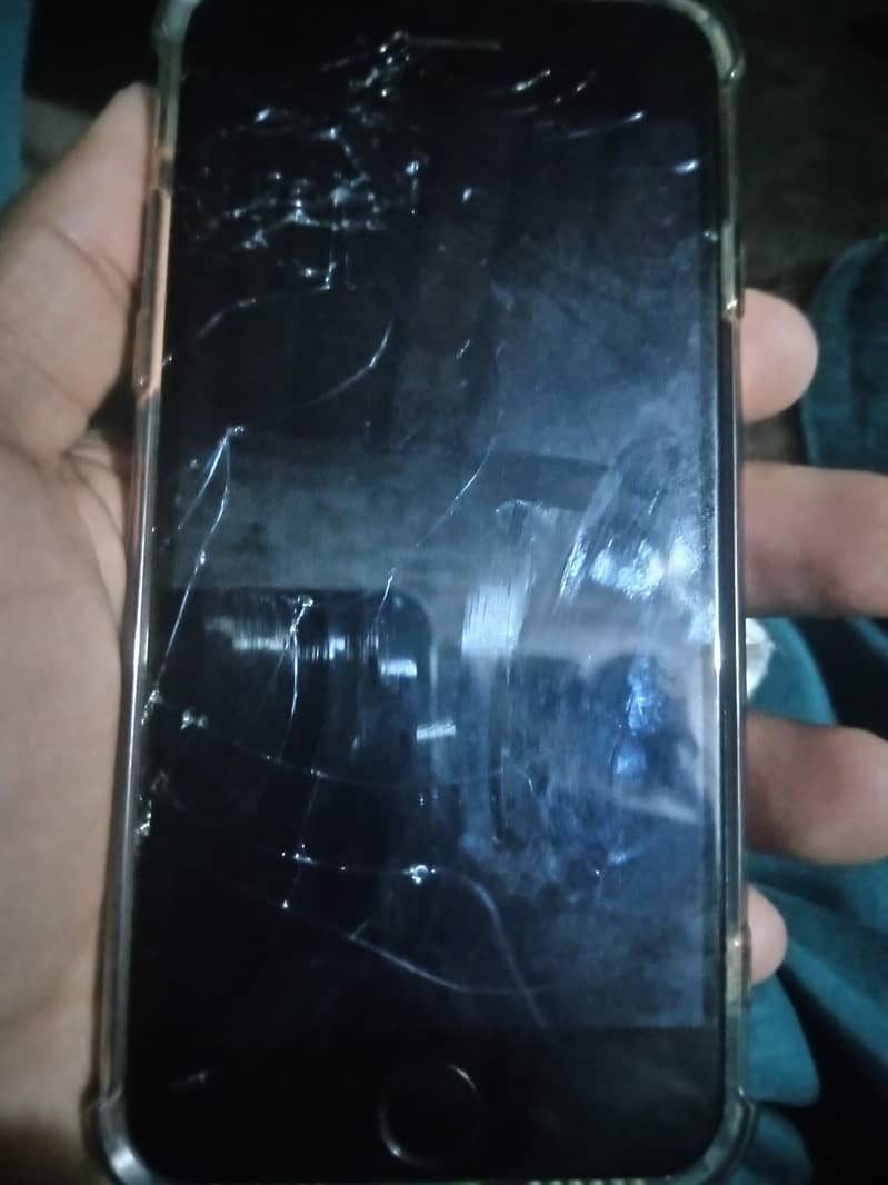 iPhone 7 0