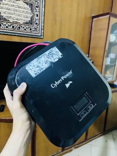 Cyber Power 1000W UPS inverter