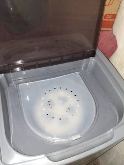 SPINNER URGENT SALE ZERO METER