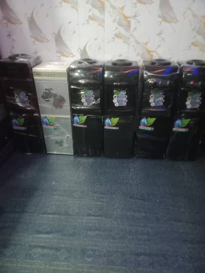 water despensir good condation very low price