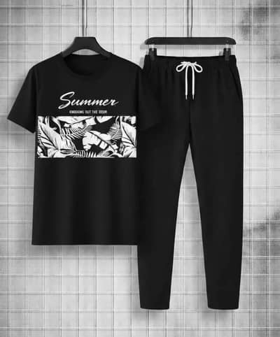 STYLISH SUMMER TRACKSUIT