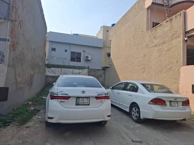5 Marla best location Near Park Market And Mosque Plot For Sale