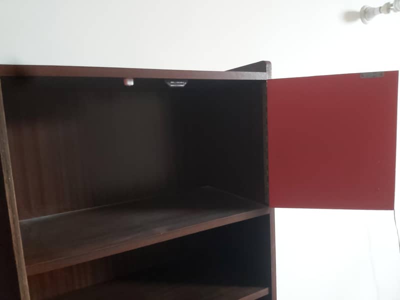 Multi-Purpose Computer Workstation / Study Table With Ample Storage 2
