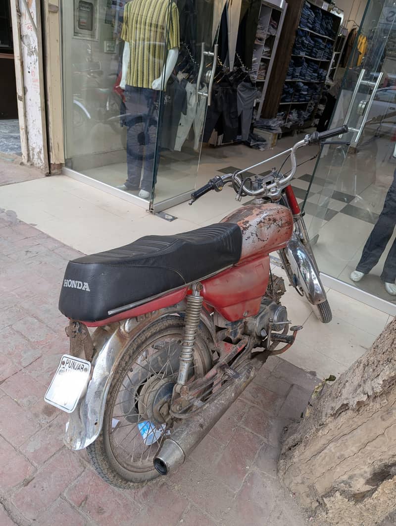 unique 2014 Model 1