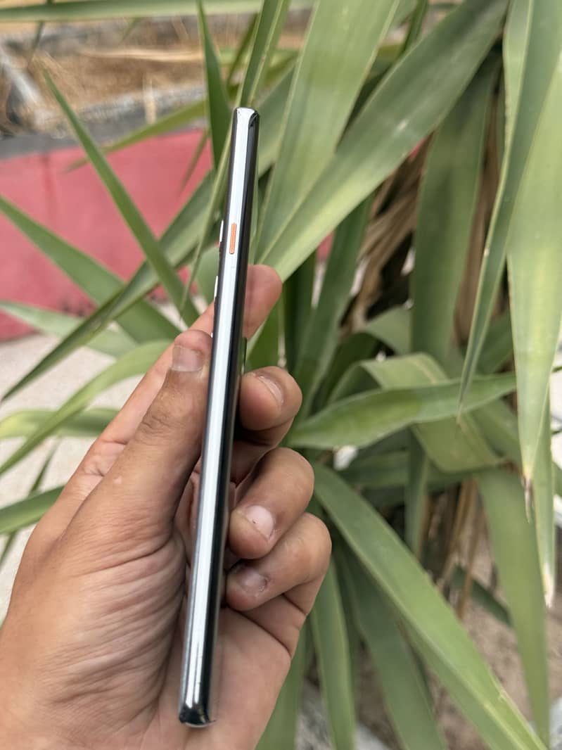 techno camon 40 pro 6