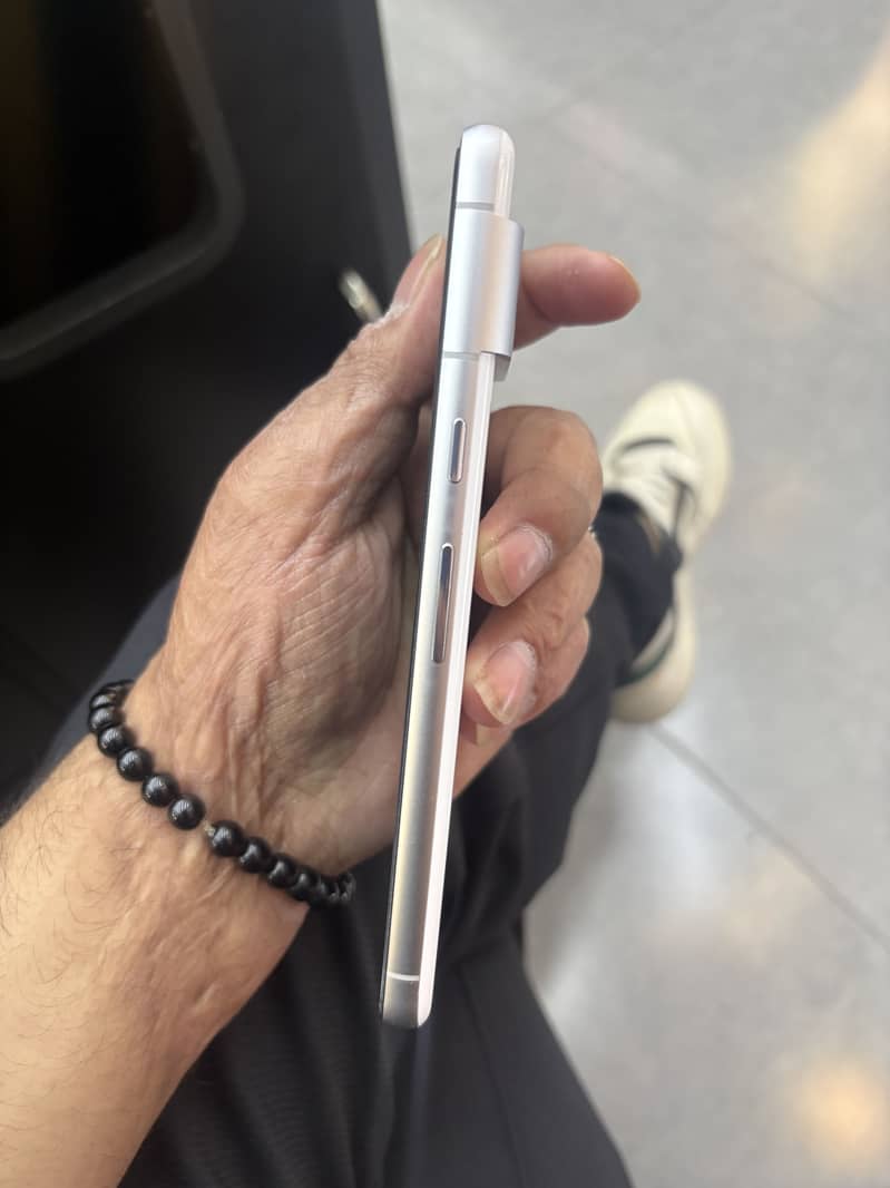 Google pixel 7 3
