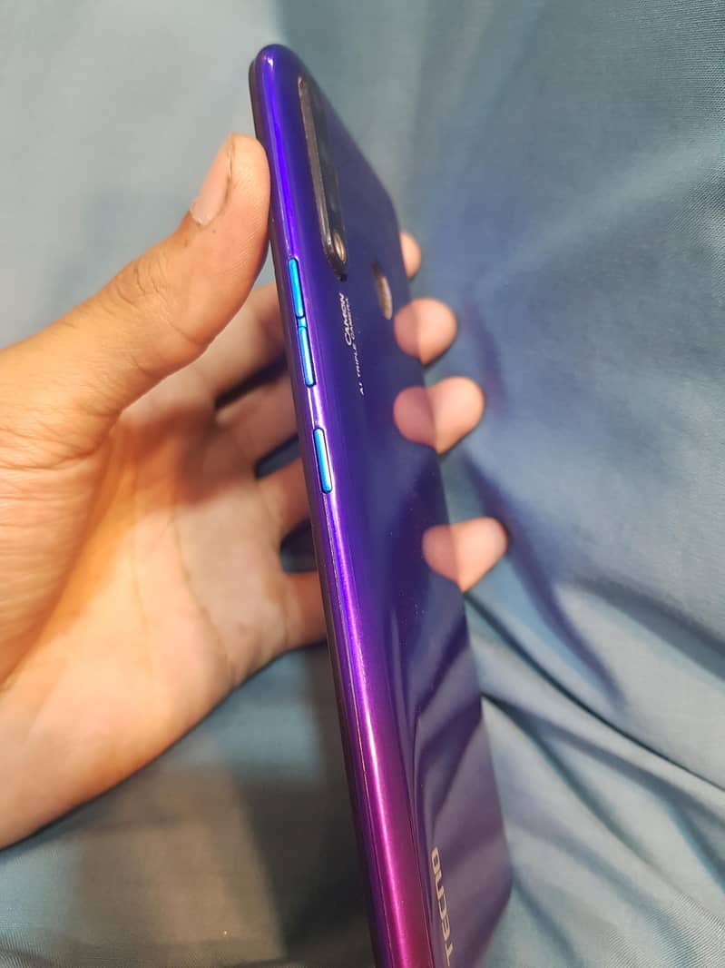 tecno spark 4 0