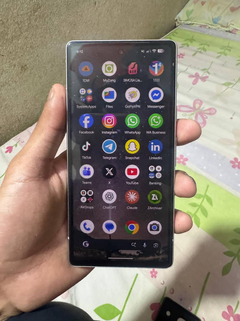 Google Pixel 7A 1