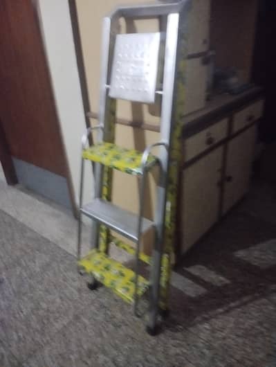 SEERHE  IRON MADE ,,,NEW,,, ONLY 4970