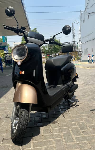 Evee Nisa Electric Bike – Like Brand New | Only 250 KM Driven