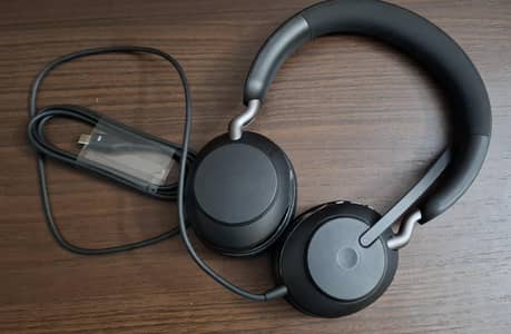 Jabra Evolve2 40 with Case
