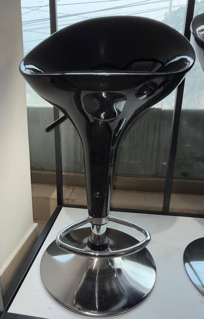 Bar/Cafe Stools 7