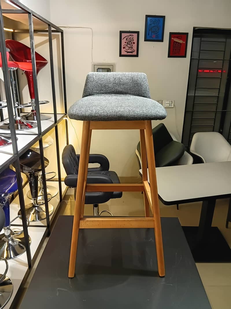 Bar/Cafe Stools 16