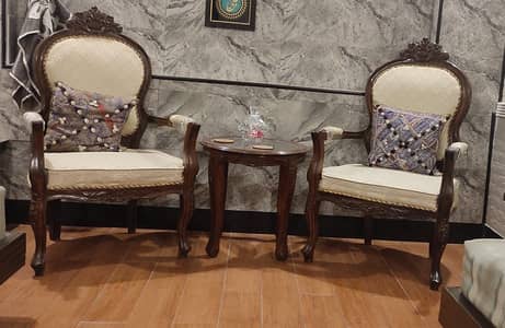 ROYAL CHAIRS WITH TABLE