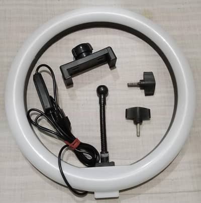 RING LIGHT WITH STAND