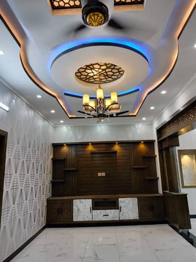 Only For 2 Persons With One Child - Ultra Luxury Amazing Beautiful Brand New 8 Marla Upper Portion Available For Rent Only Electricity