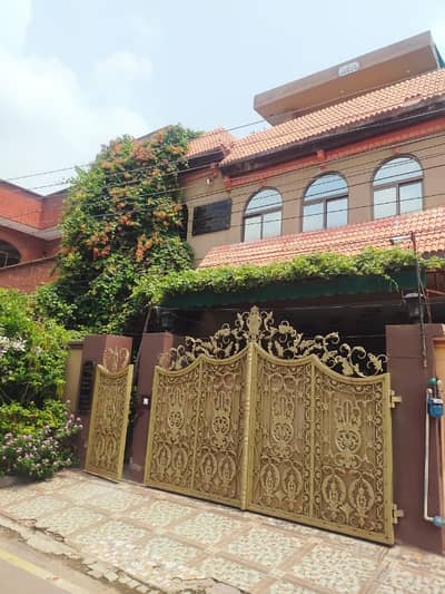 10 Marla Brand New House For Sale