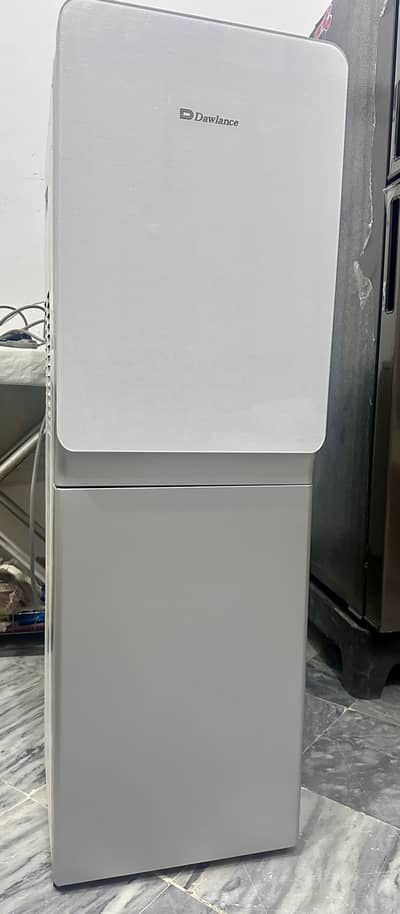 The Dawlance WD-1051 CLOUD WHITE Water Dispenser