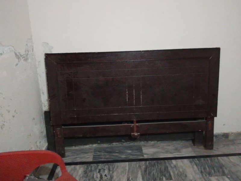 bed only 1