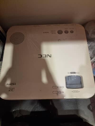 Good as new projectors