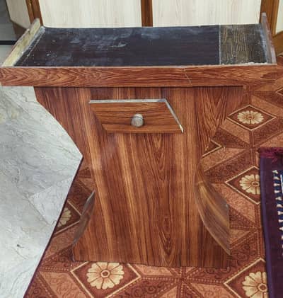 Aquarium stand