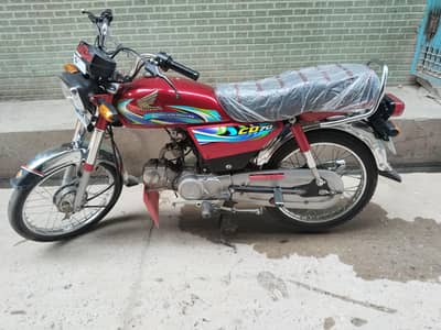 original condition ,,,cd 70 model 24 hy ,,03005139755
