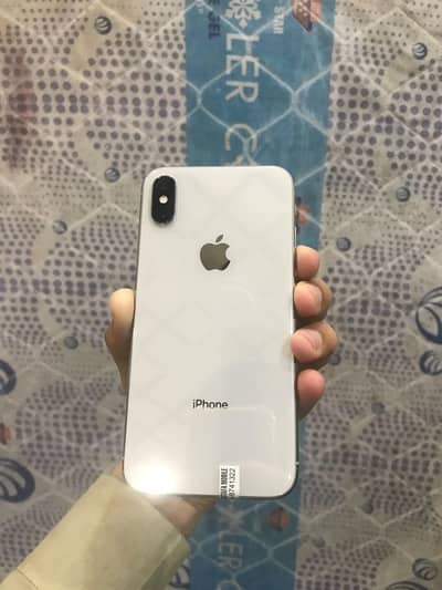 I phone x 64gb
