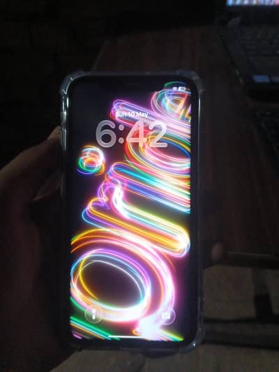 10 by 10 condition iPhone 11 water park no repair no open water face