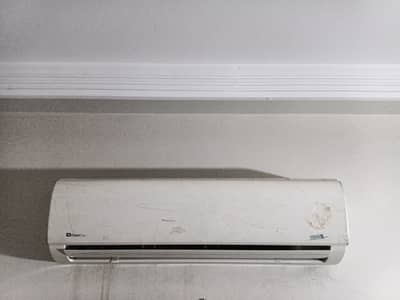 Dawlance 1.5 Ton Inverter Split AC for sale
