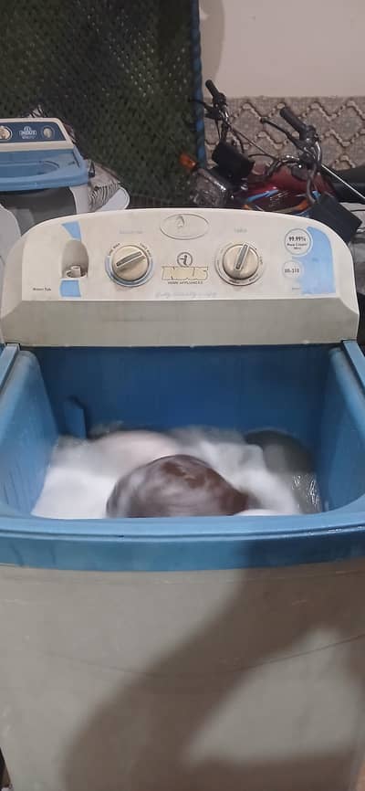 Washing Maching 10/10