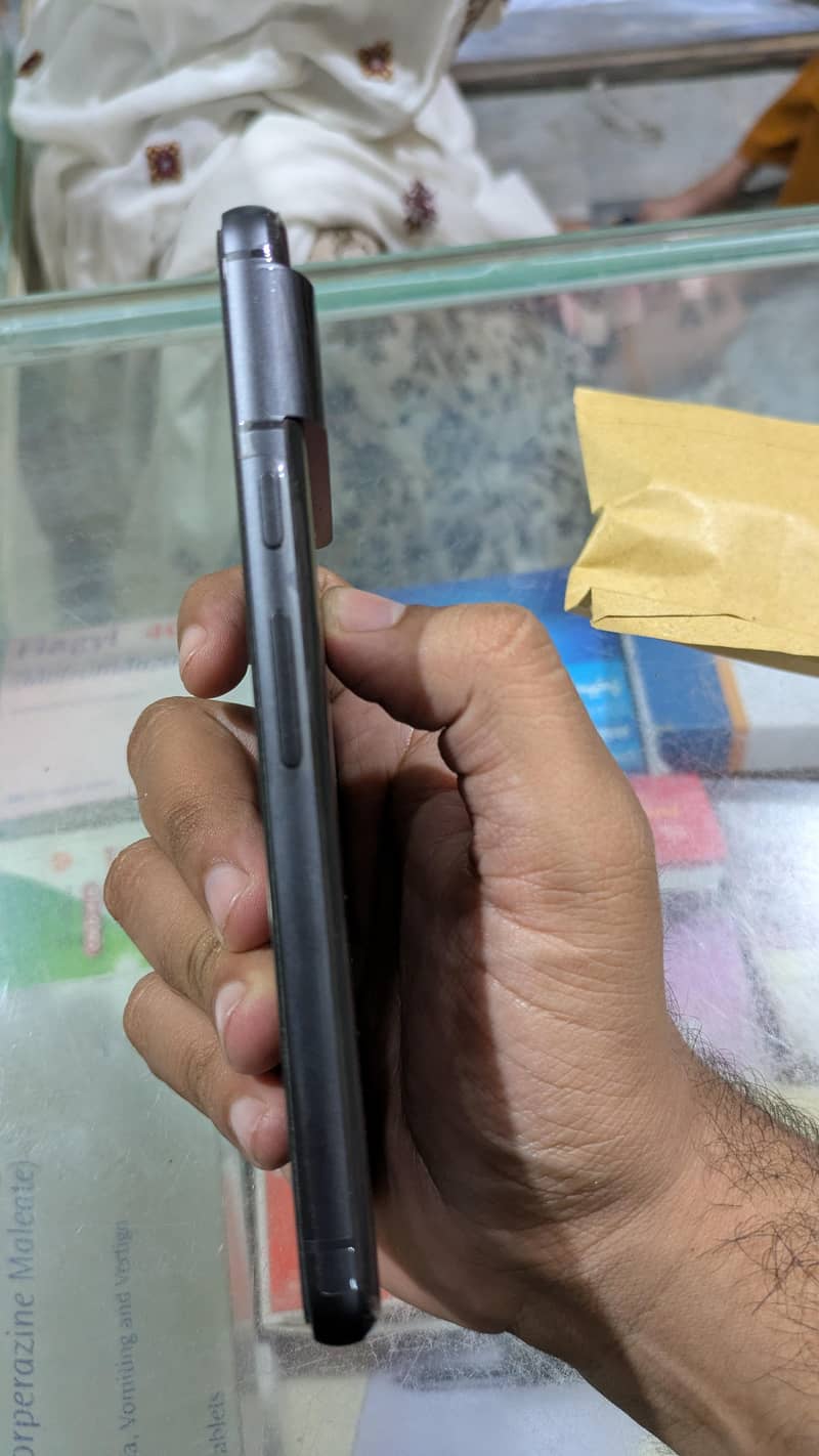 pixel 8 mint condition 2