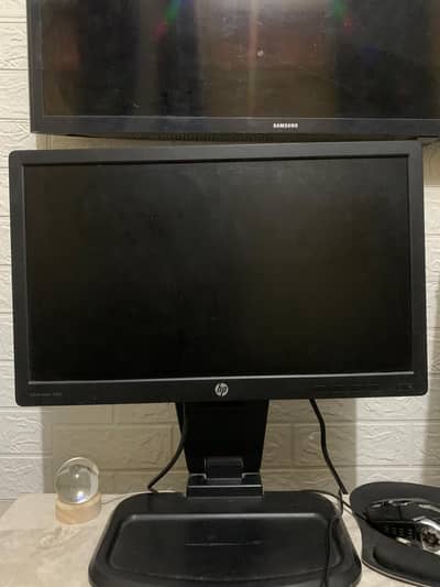HP 20 inch monitor
