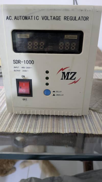 MZ SDR-1000 Automatic Voltage Regulator (1000VA / 1kVA)