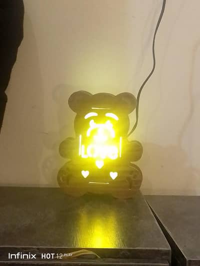 Wood lamp