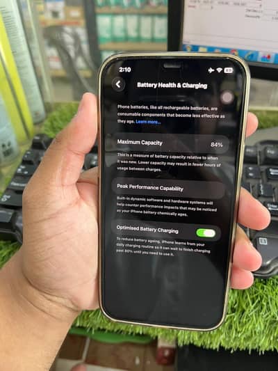 10/10 conditions battery health 84%