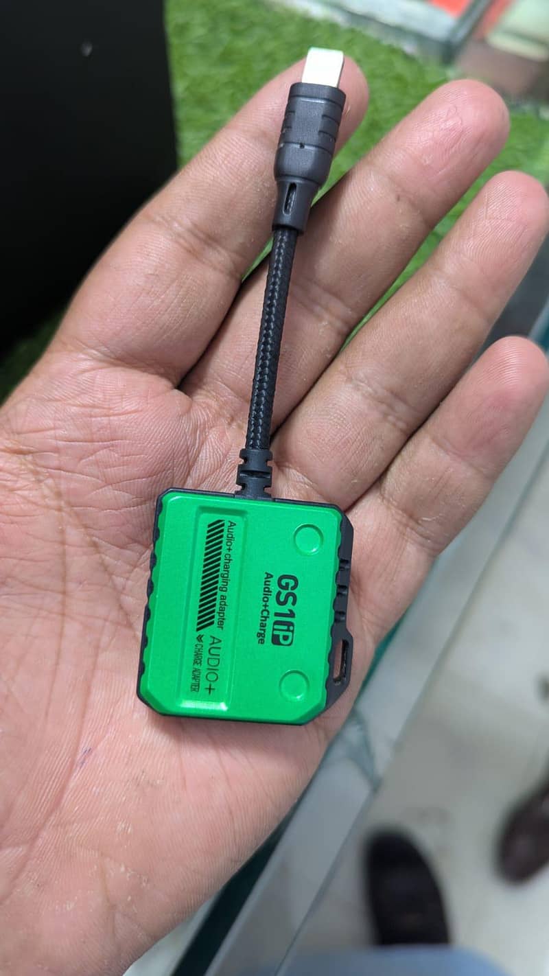 PLEXTONE SPLITTER 2