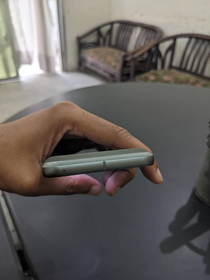 Google pixel 8 3