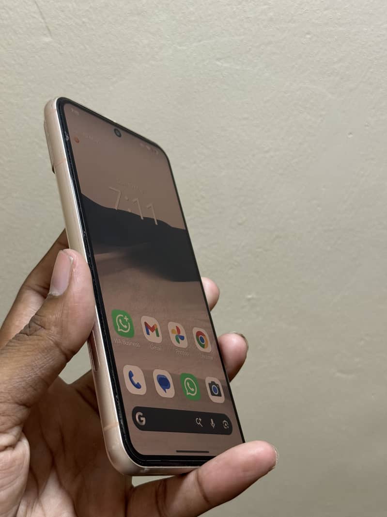 Google pixel 8 1