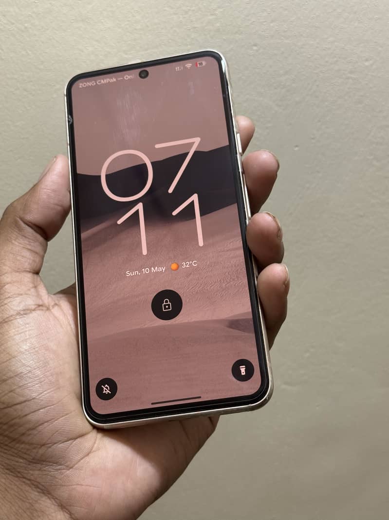 Google pixel 8 3