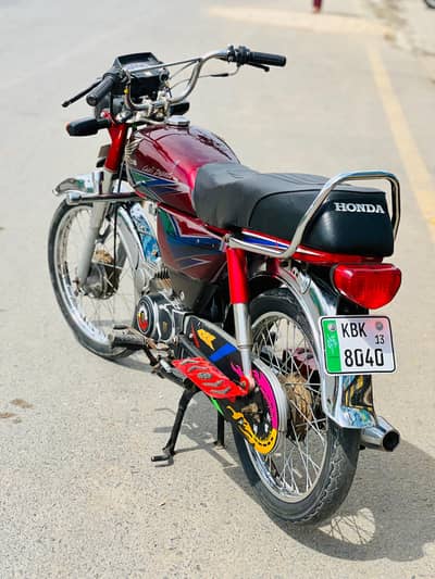 Honda CD 70, condition 100% ok. shandar fuel evarge.