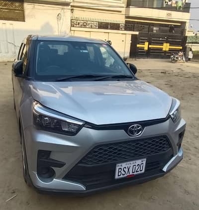 Toyota Raize XS