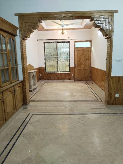 G-11 Real Pics 30 - 60 Beautiful Full House Front Open Near Park
