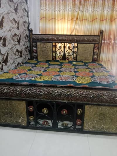 iron bed