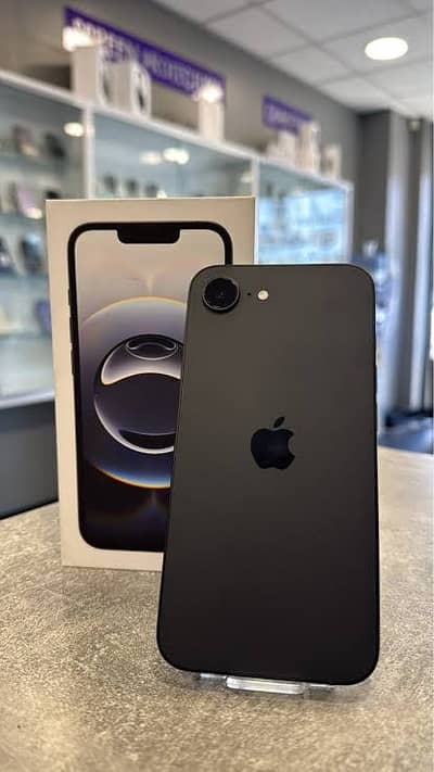 iPhone 16e complete box 100 health