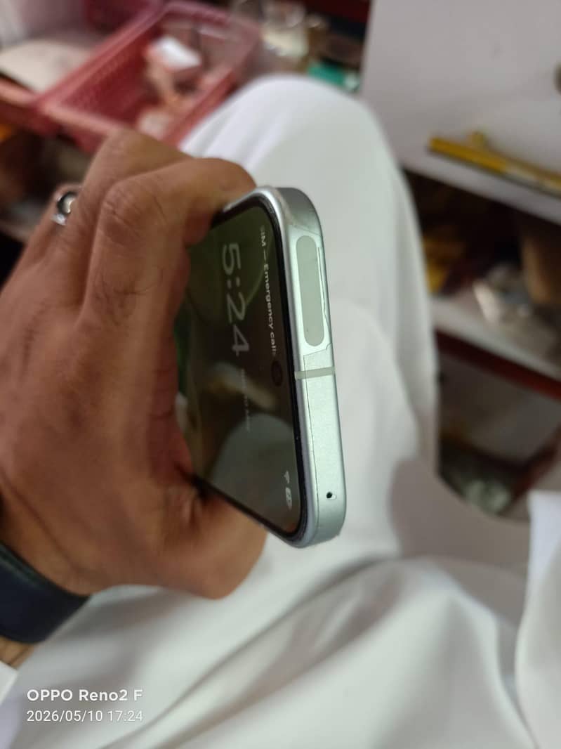 Google Pixel 9 3