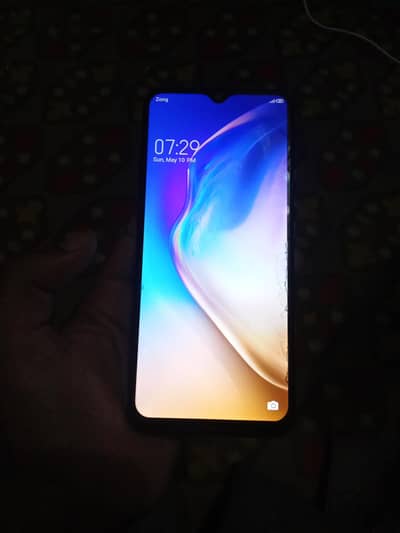 Tecno lc8 6/128 scatchless