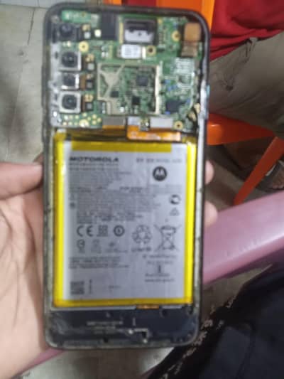 phone pta ha par signal ni ata 4/64